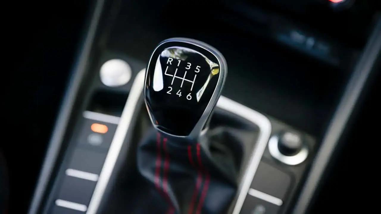 Volkswagen прекращает продажи автомобилей с механической коробкой передач в США