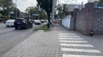 Жители Алматы выбрали самые опасные участки дорог в городе