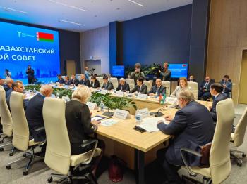 Казахстан будет поставлять коммерческую технику в Беларусь