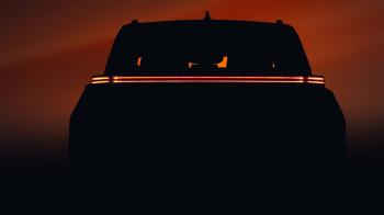 Toyota тизерит новый трехрядный внедорожник